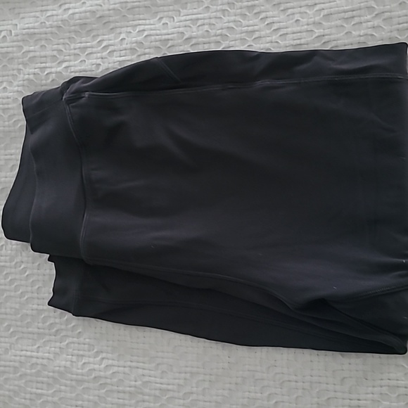 Lululemon capri leggings - Picture 3 of 4